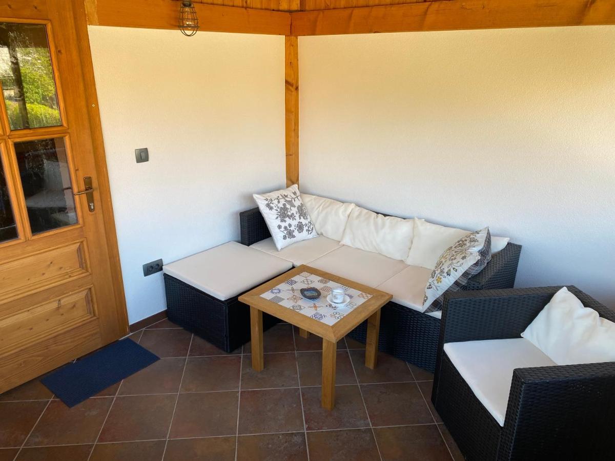 Apartma Obrh Šmarješke Toplice Exteriör bild