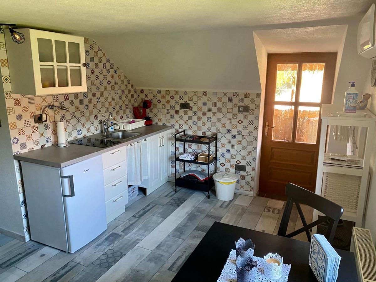 Apartma Obrh Šmarješke Toplice Exteriör bild