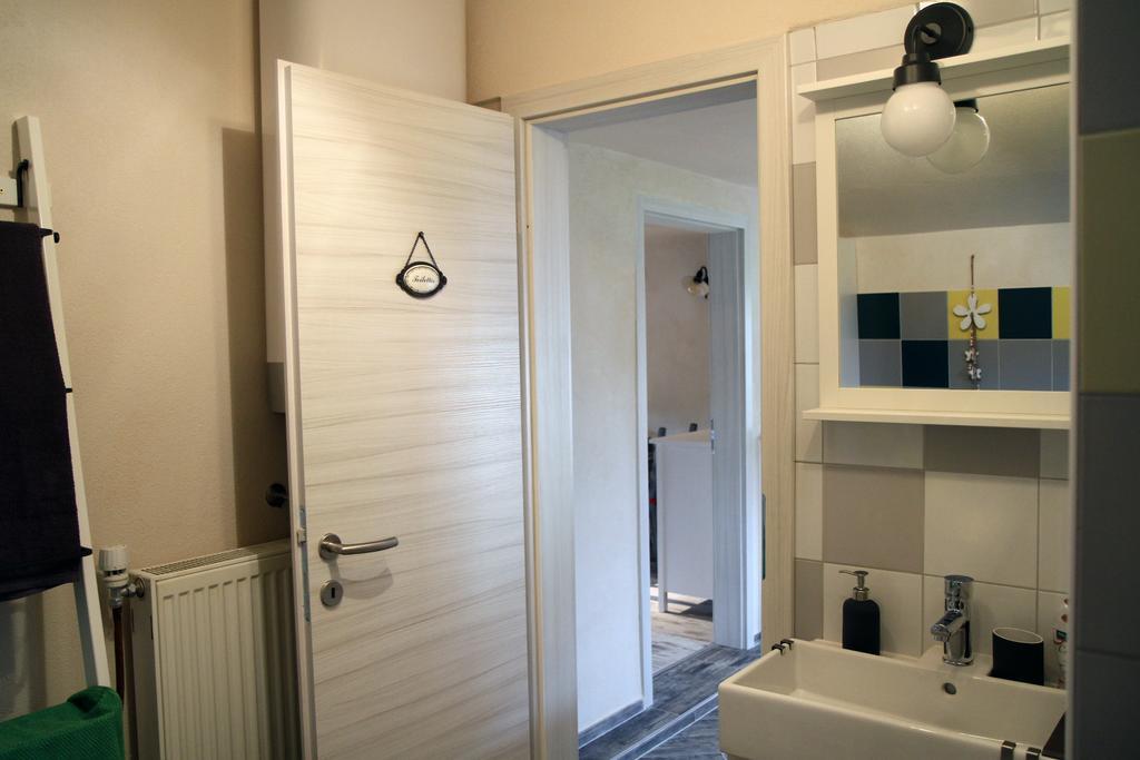 Apartma Obrh Šmarješke Toplice Exteriör bild