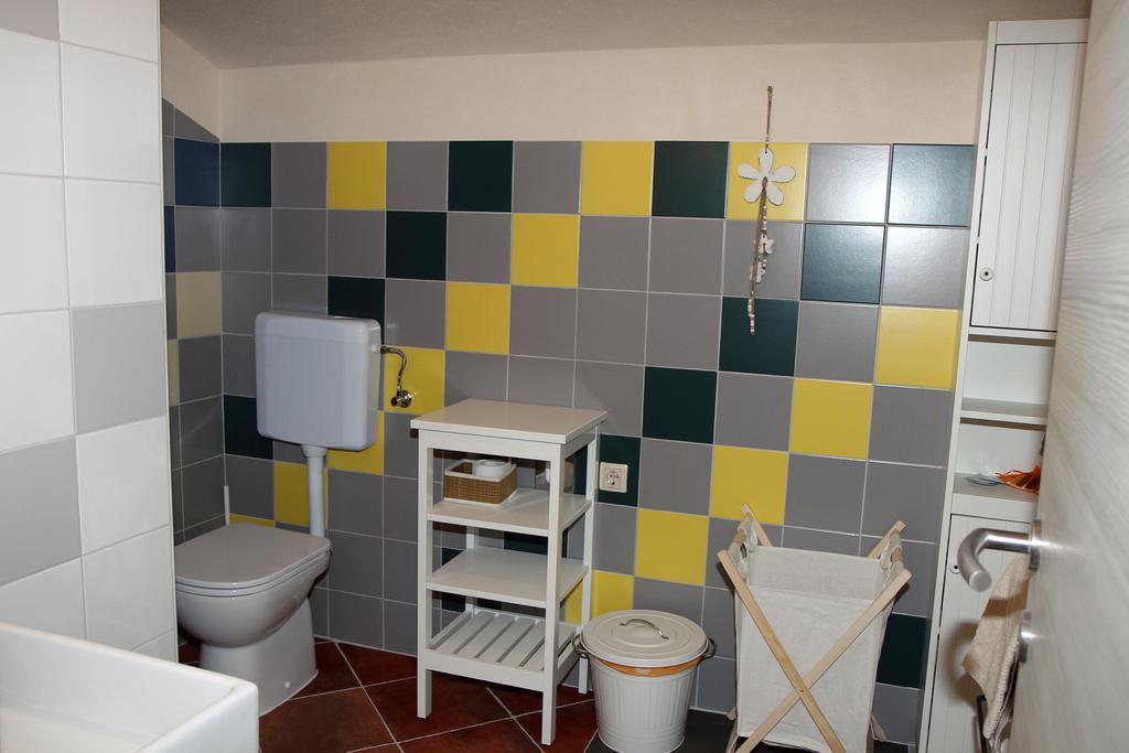 Apartma Obrh Šmarješke Toplice Exteriör bild