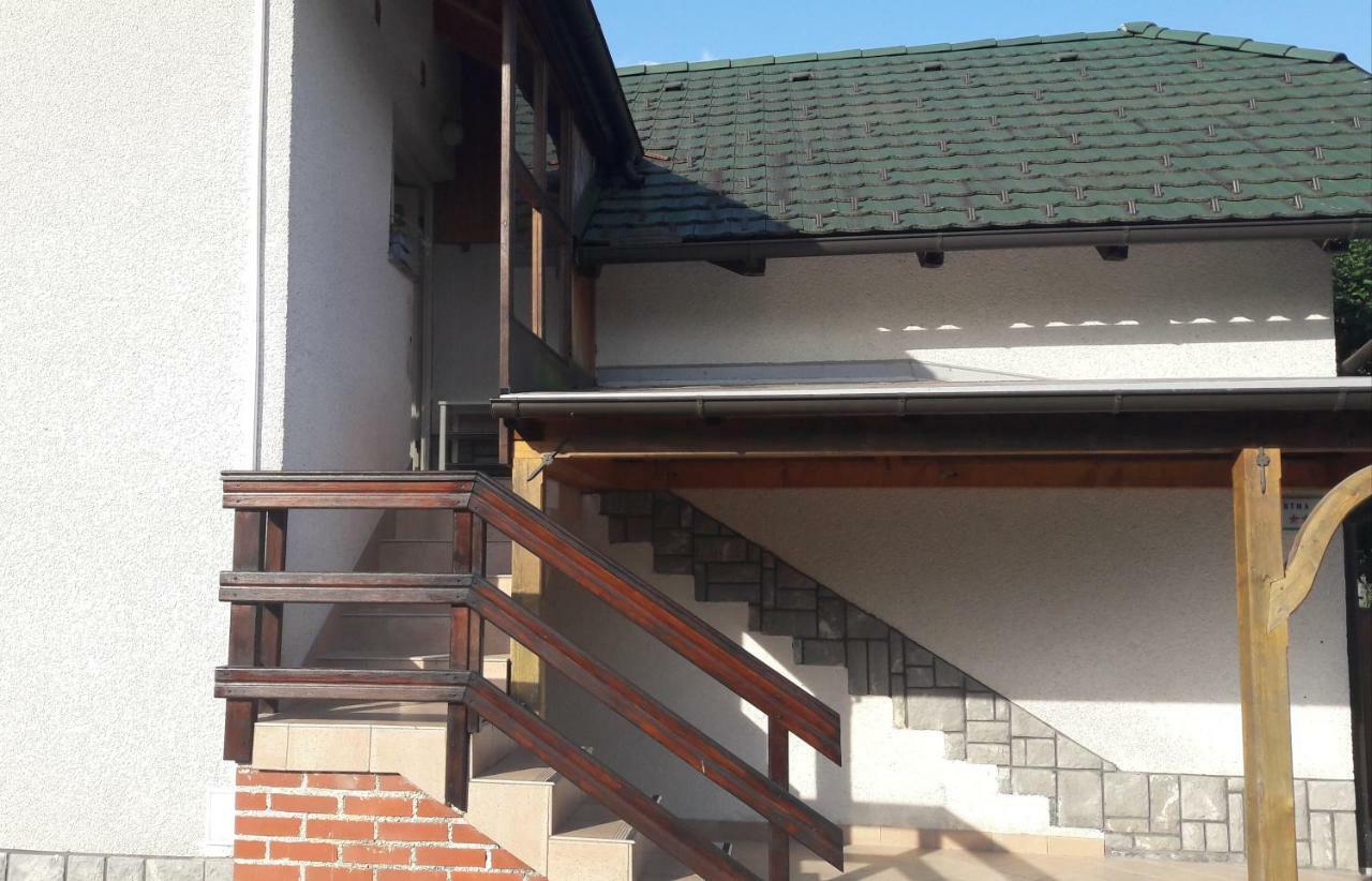 Apartma Obrh Šmarješke Toplice Exteriör bild